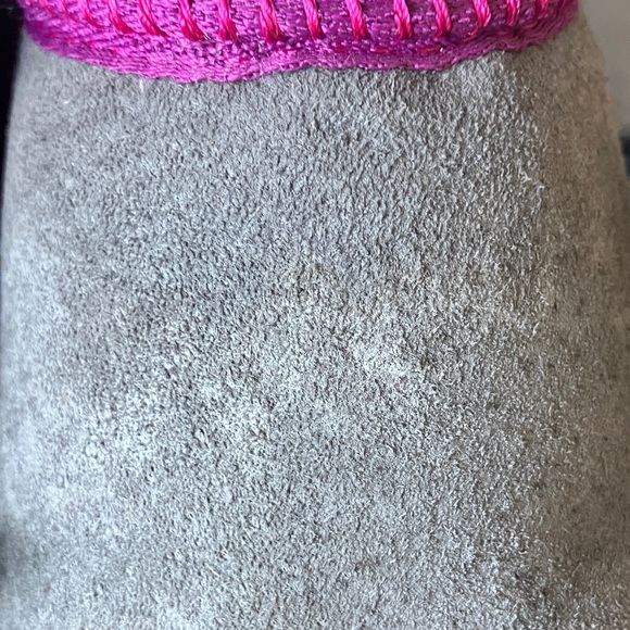 Lamo Gray and Pink Sequin Boots - Picture 6 of 9